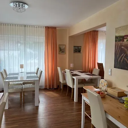 Pensjonat Gaestehaus Elisabeth Weisenheim am Sand